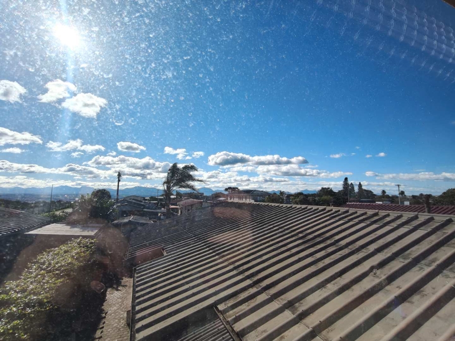 To Let 2 Bedroom Property for Rent in Mossel Bay Central Western Cape